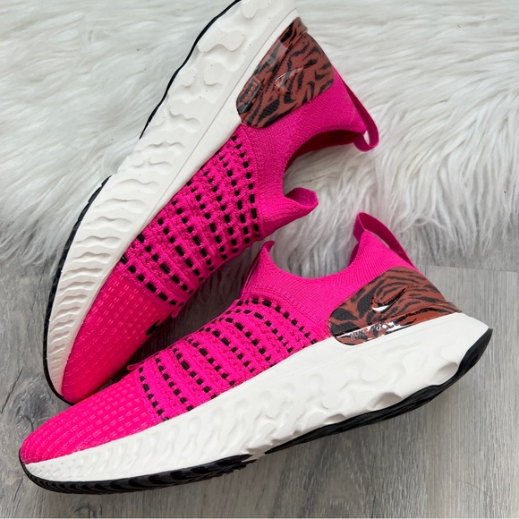 NWT Nike React Phantom Run FK 2 Women’s Shoes - Picture 6 of 8